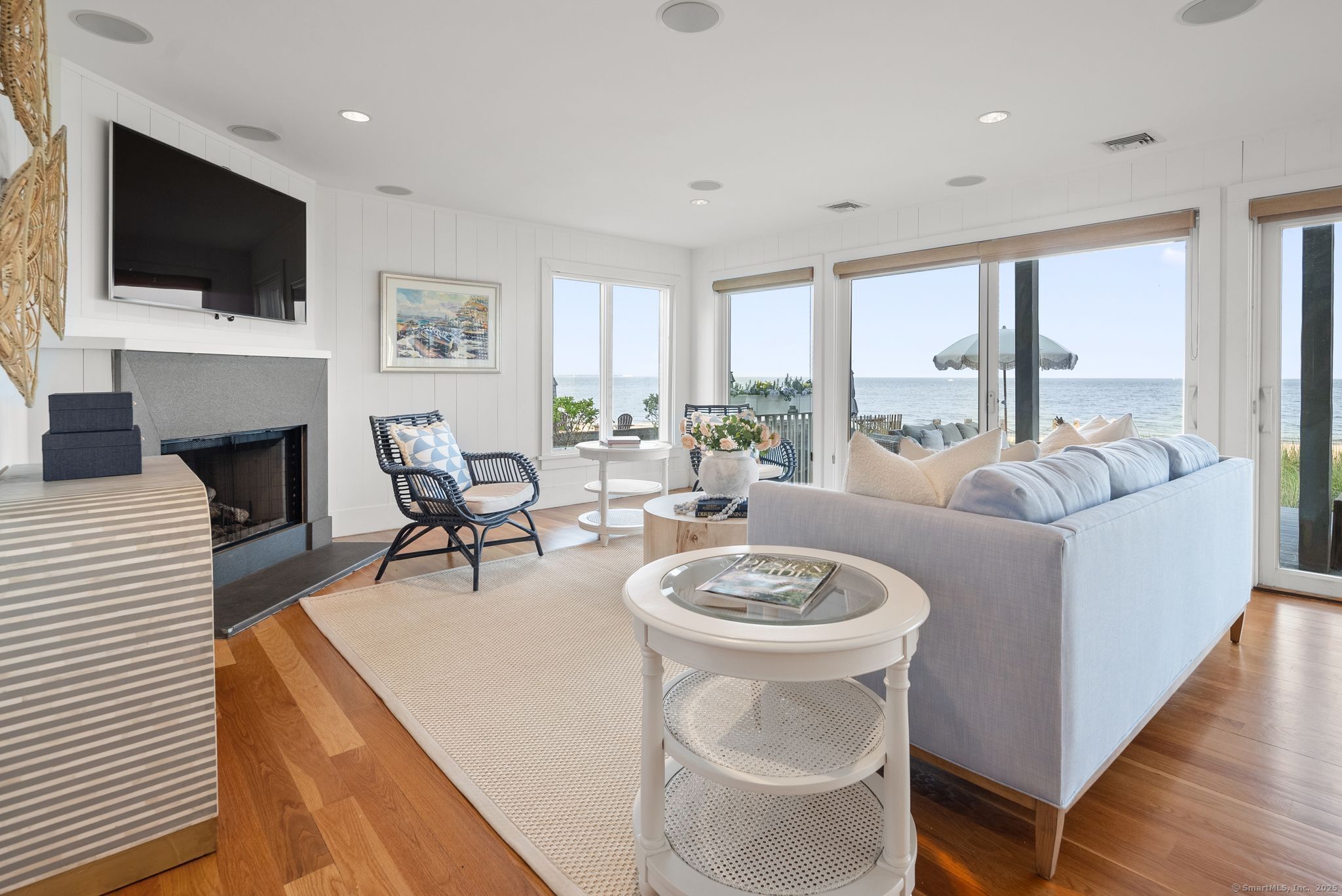 685 Fairfield Beach Road 685