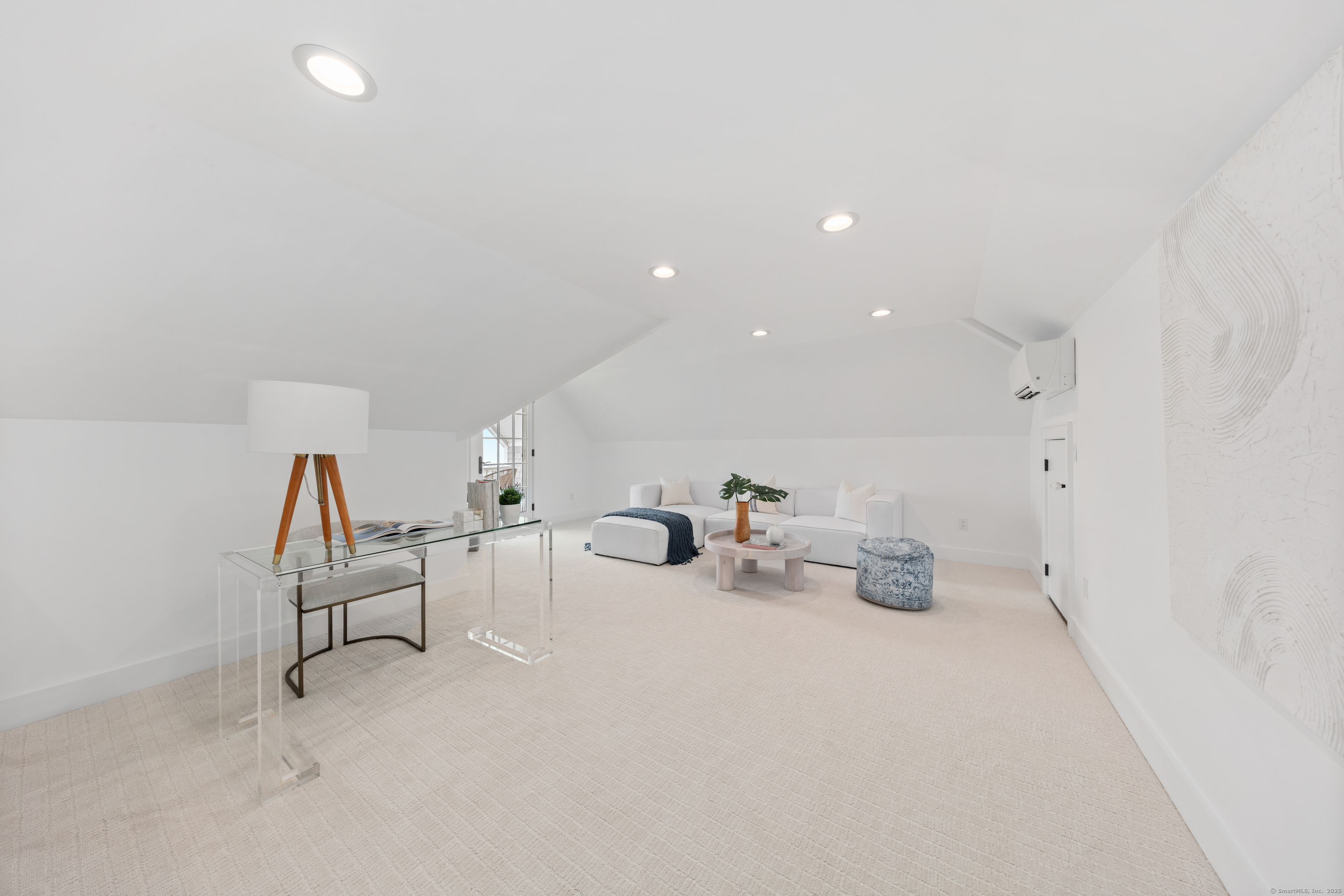40 Fairfield Beach Road