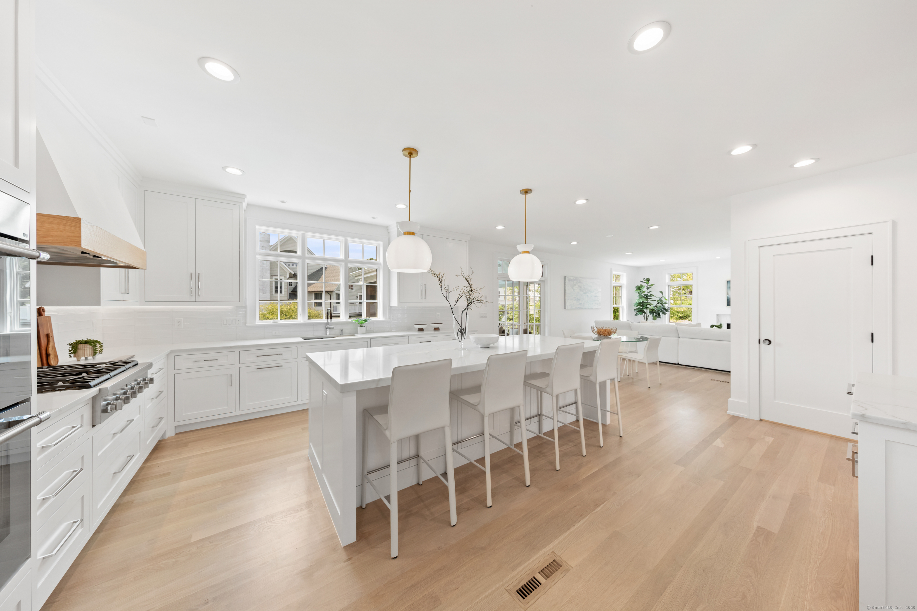 40 Fairfield Beach Road
