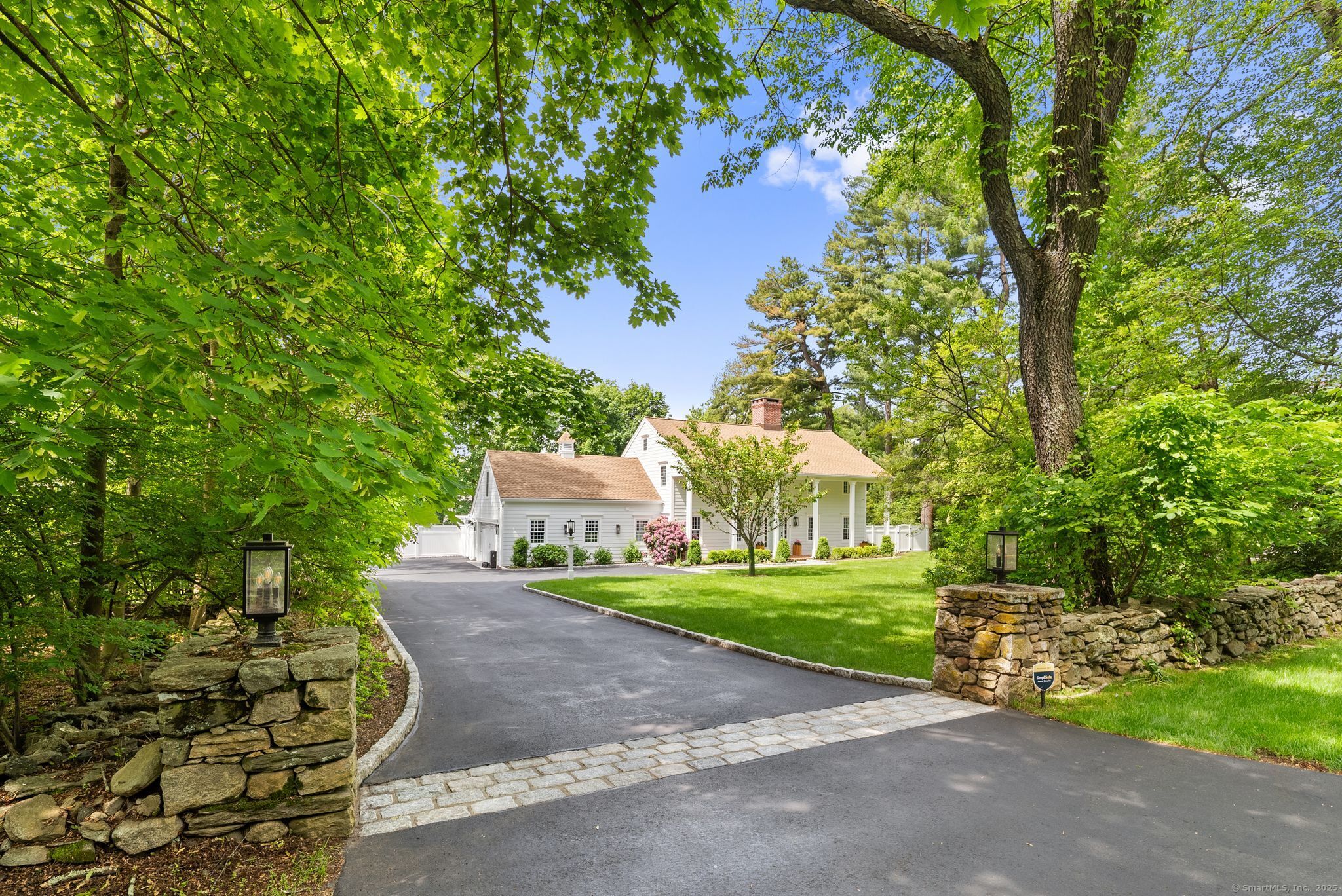 19 Old Hill Road