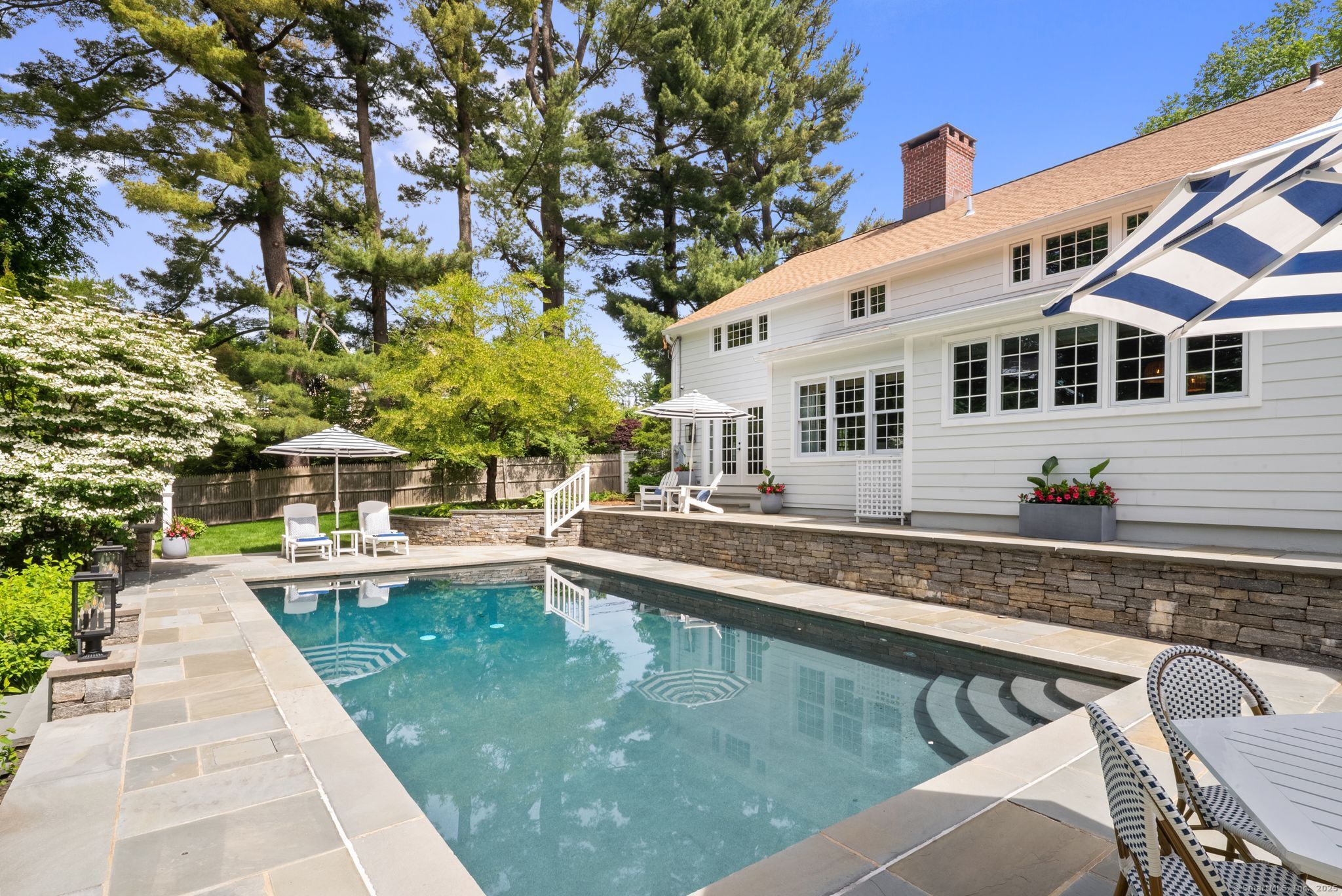 19 Old Hill Road
