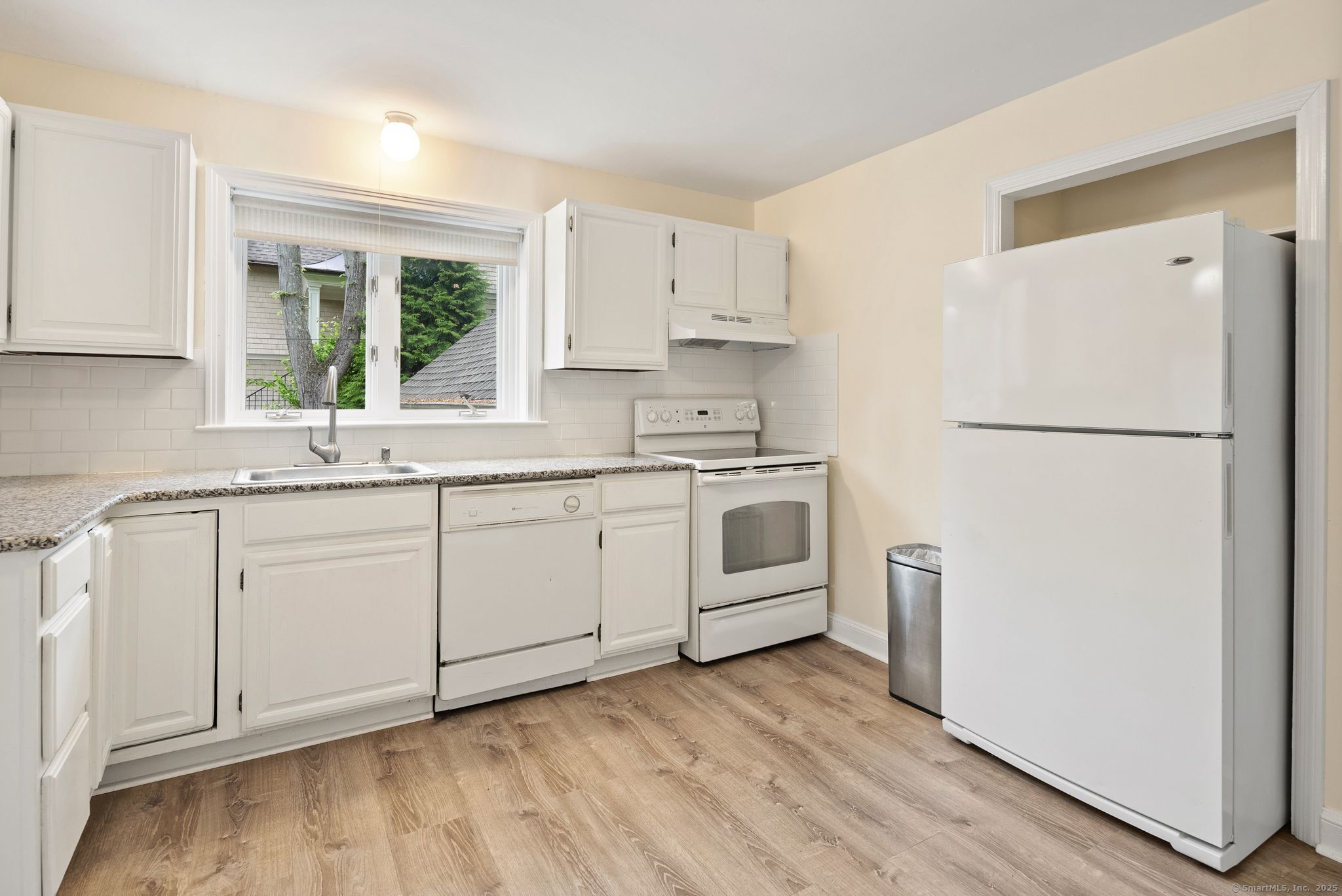 95 Lalley Boulevard 1
