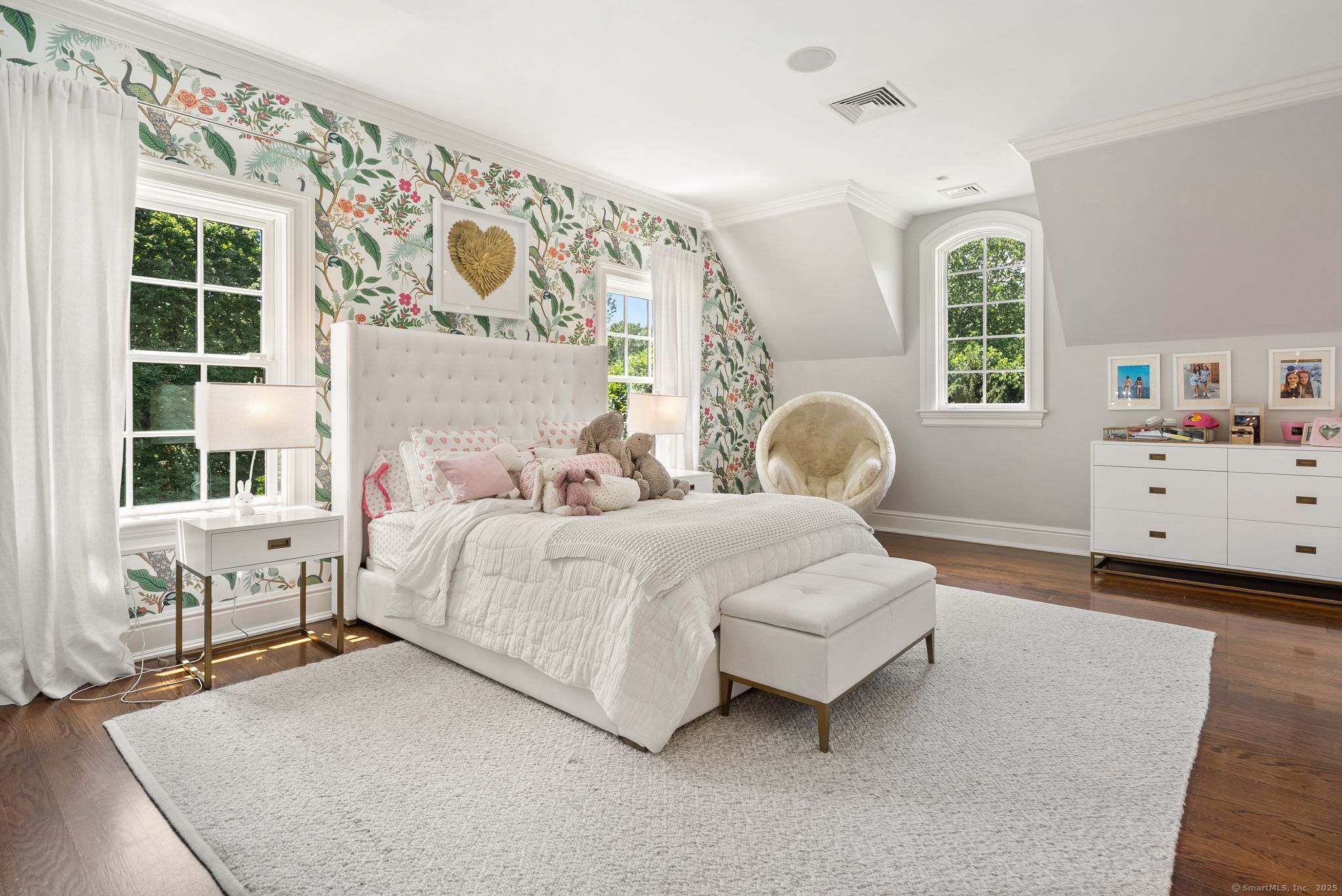 9 Greenbrier Road