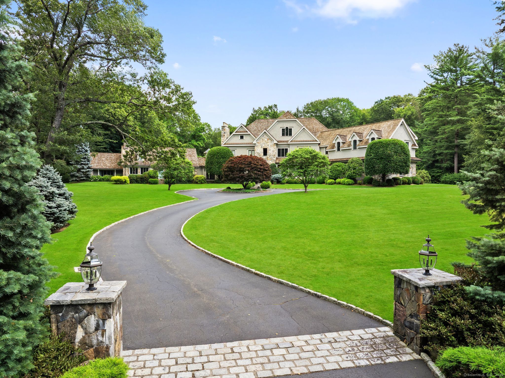 9 Greenbrier Road