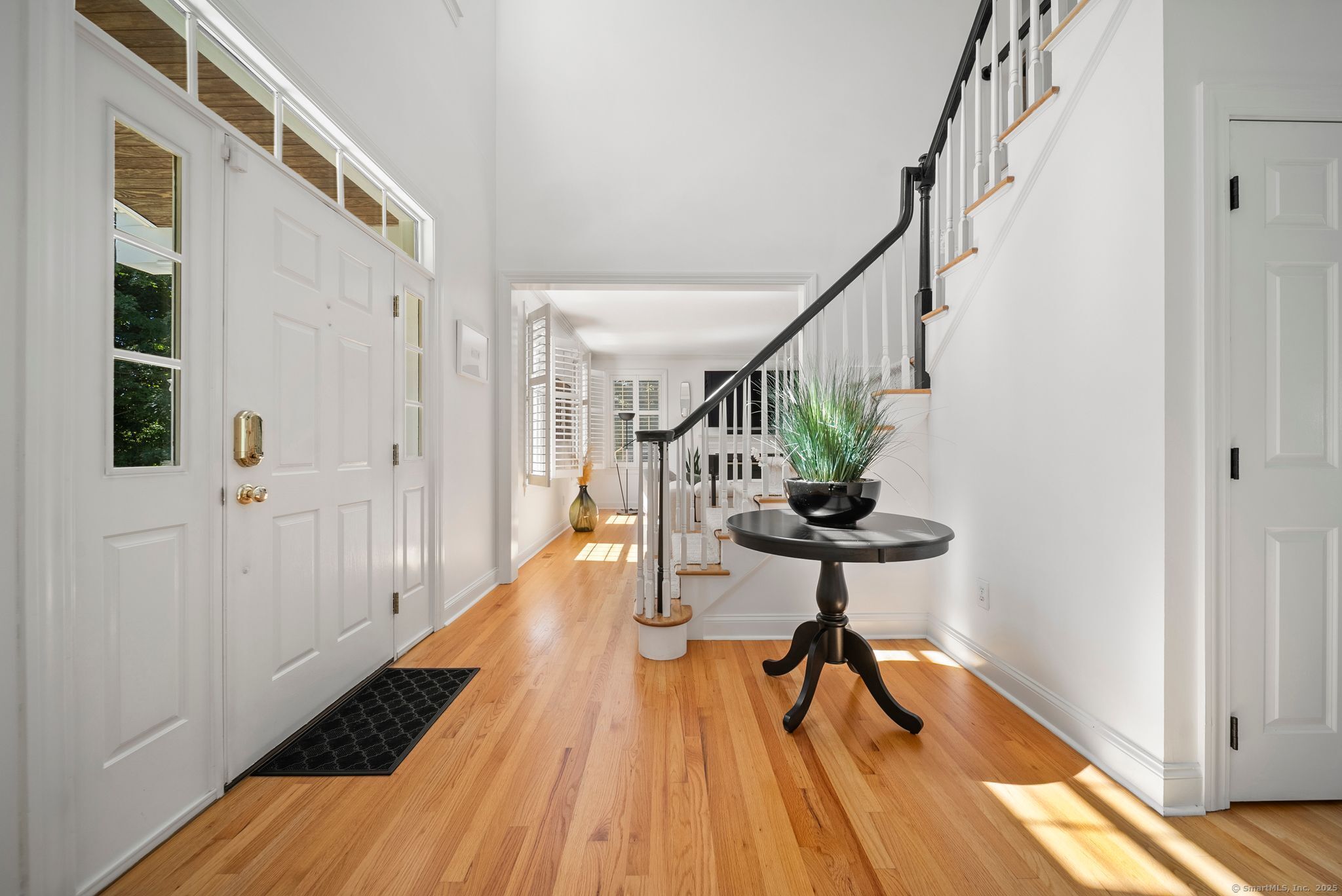 6 Saugatuck Ridge Road