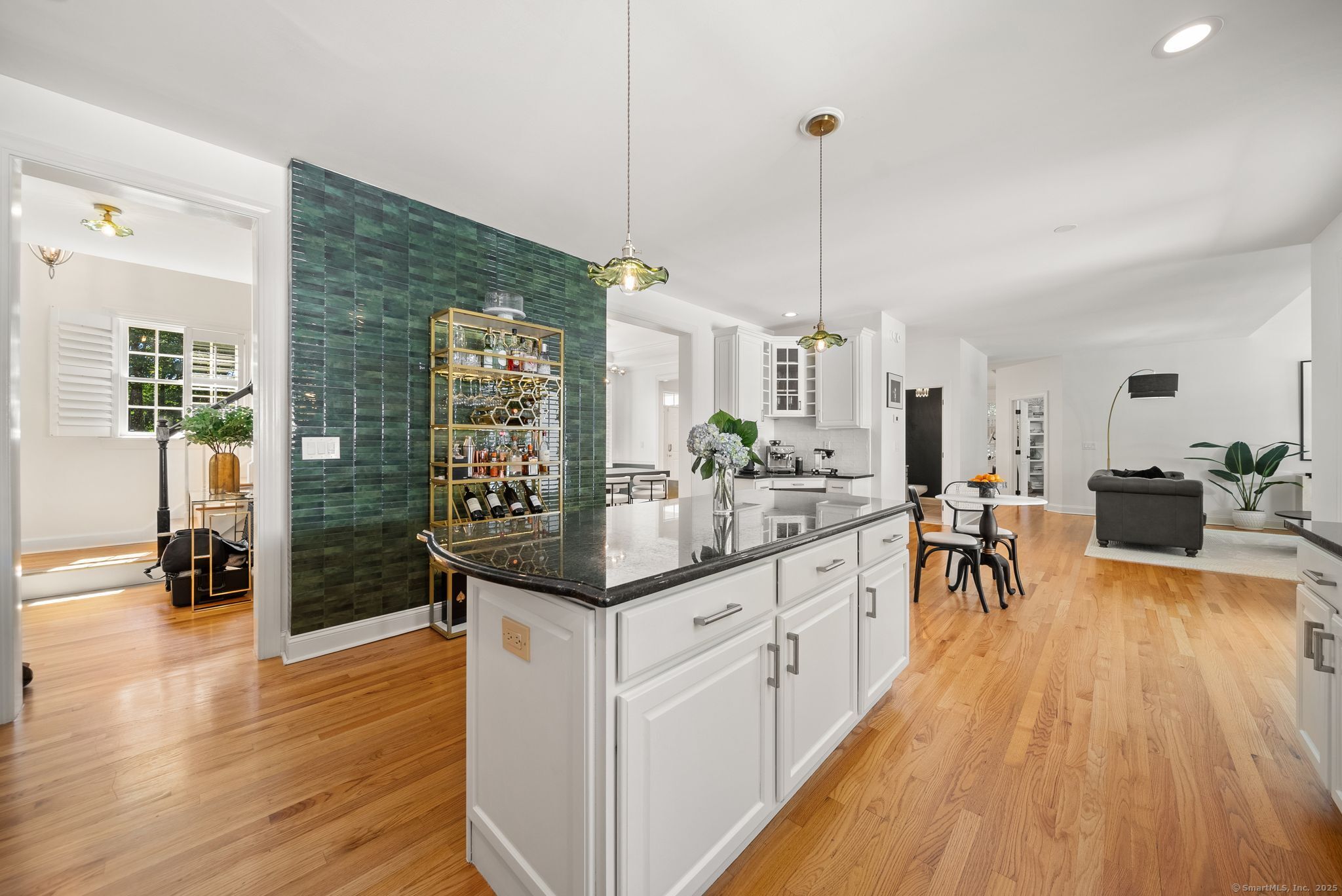 6 Saugatuck Ridge Road