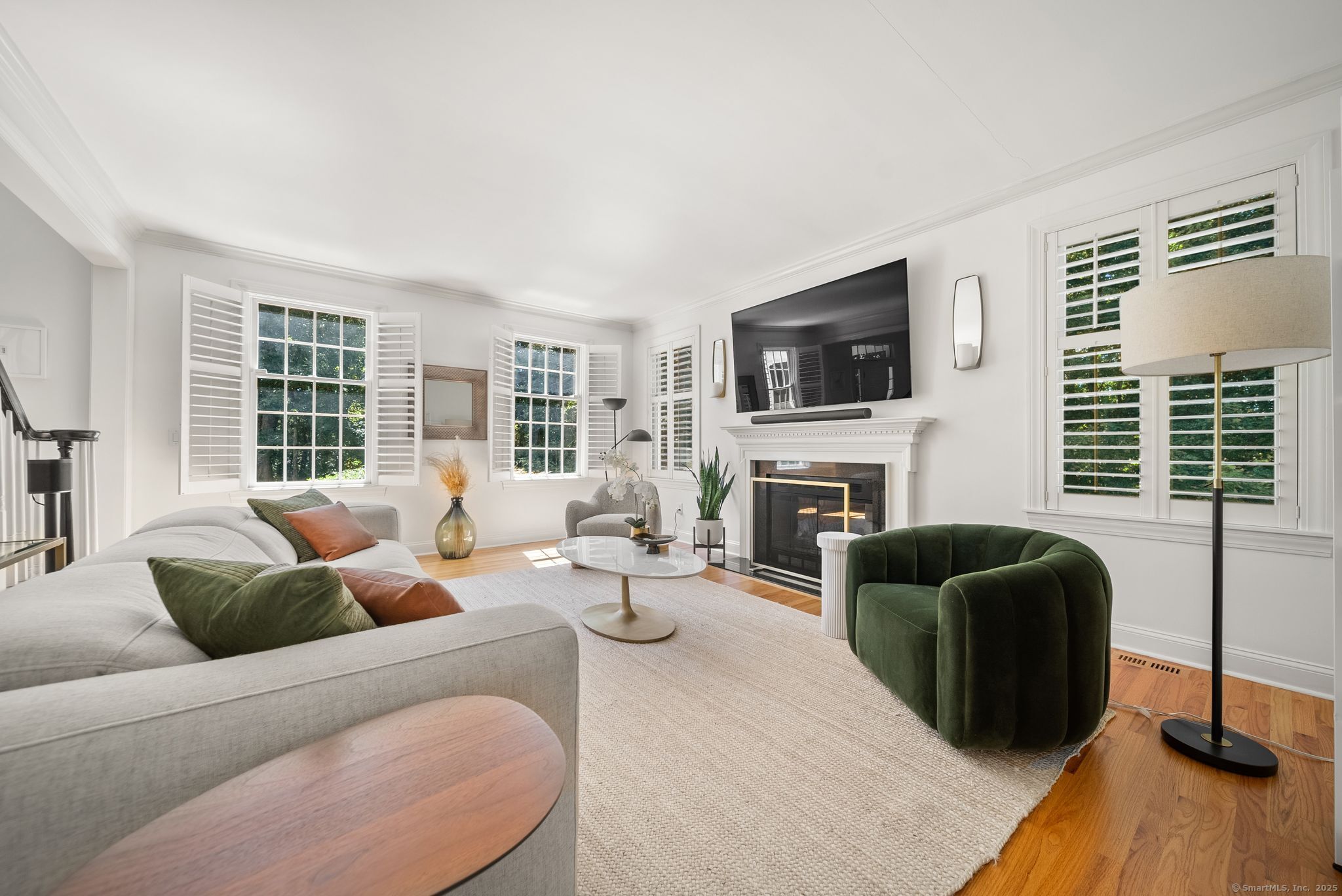 6 Saugatuck Ridge Road