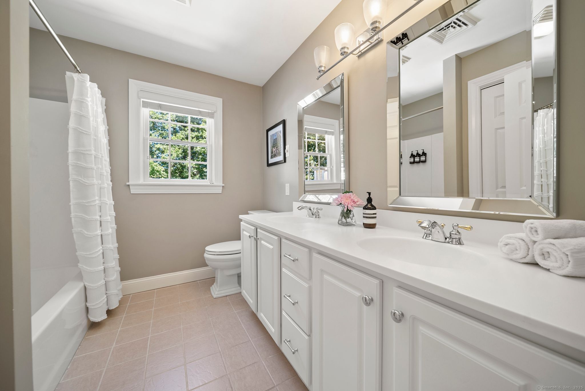 6 Saugatuck Ridge Road
