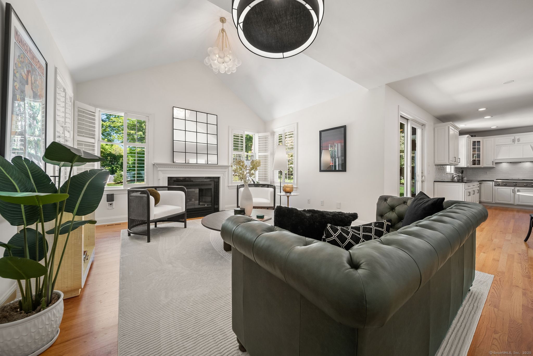 6 Saugatuck Ridge Road