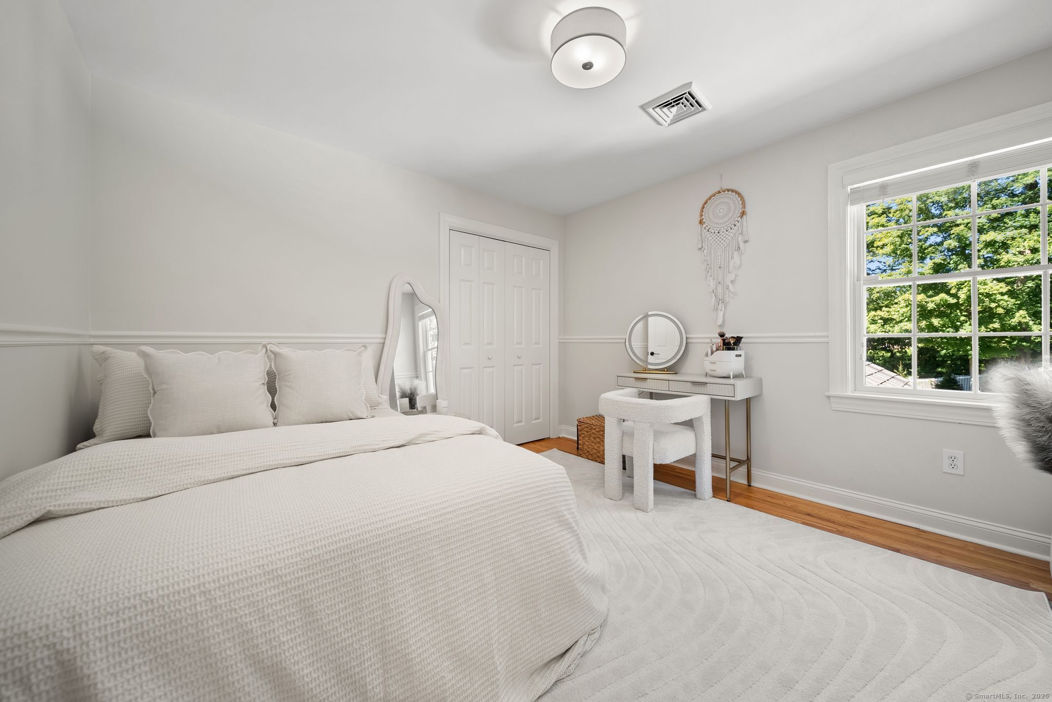6 Saugatuck Ridge Road
