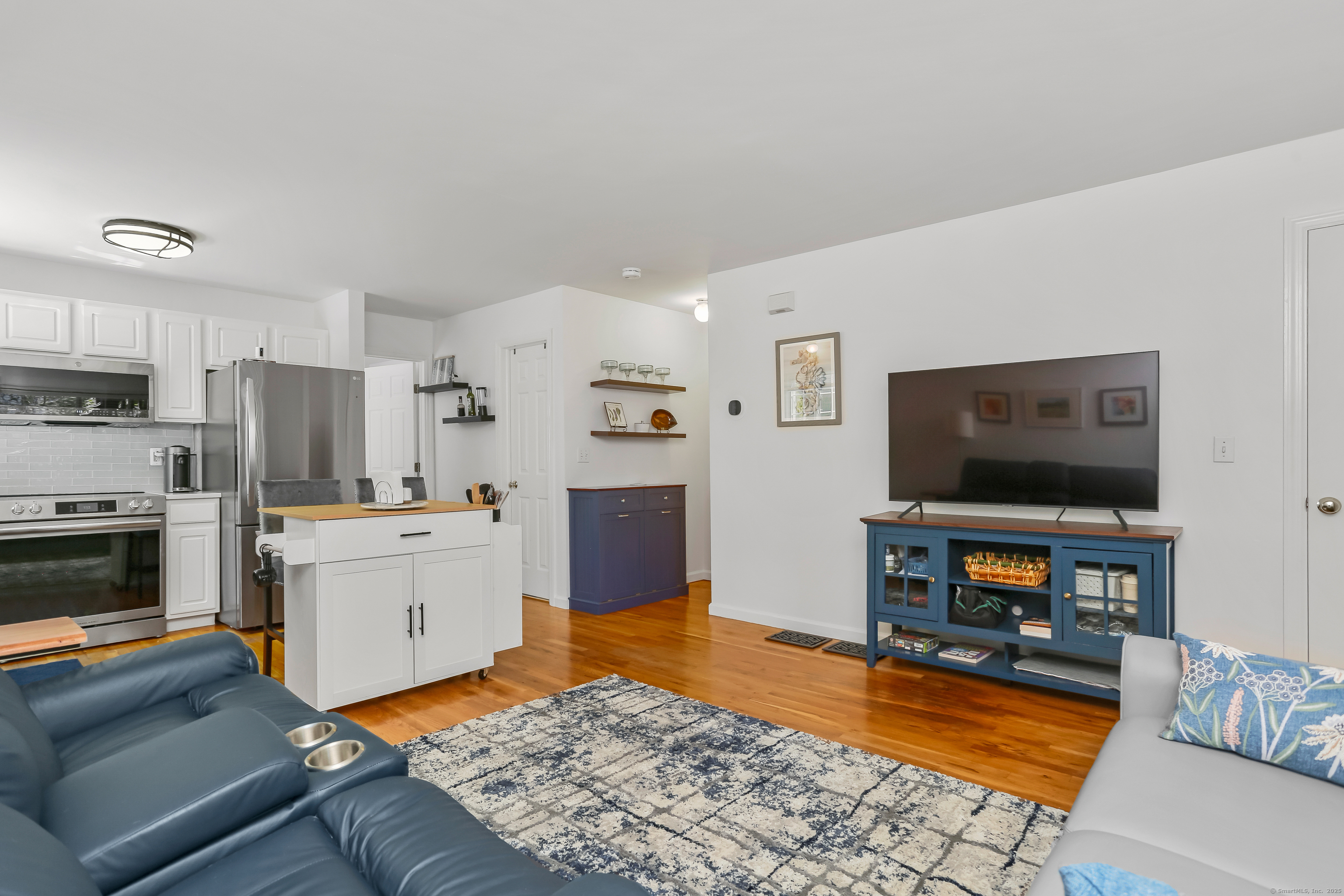 27 West Main Street APT 11