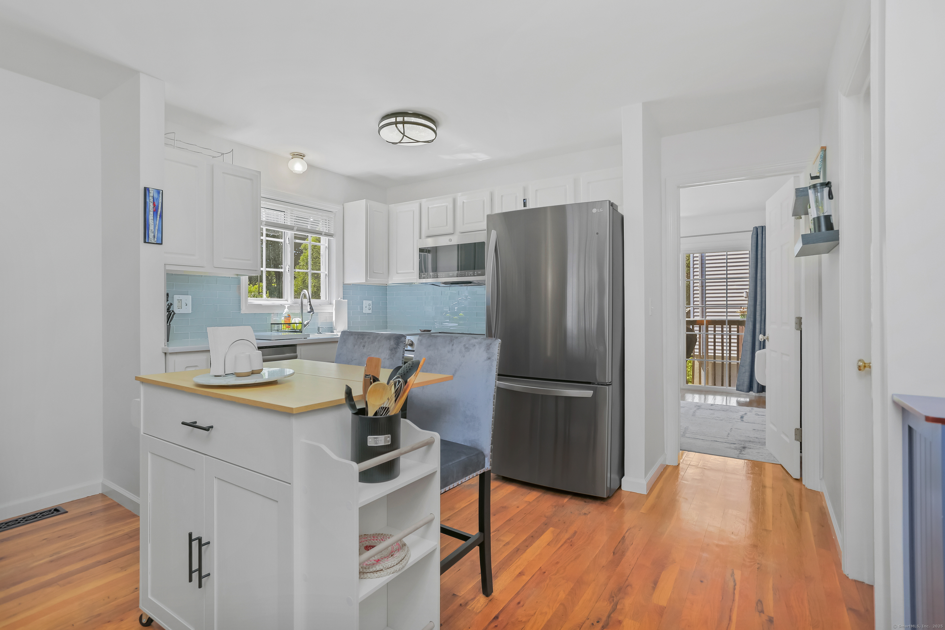 27 West Main Street APT 11