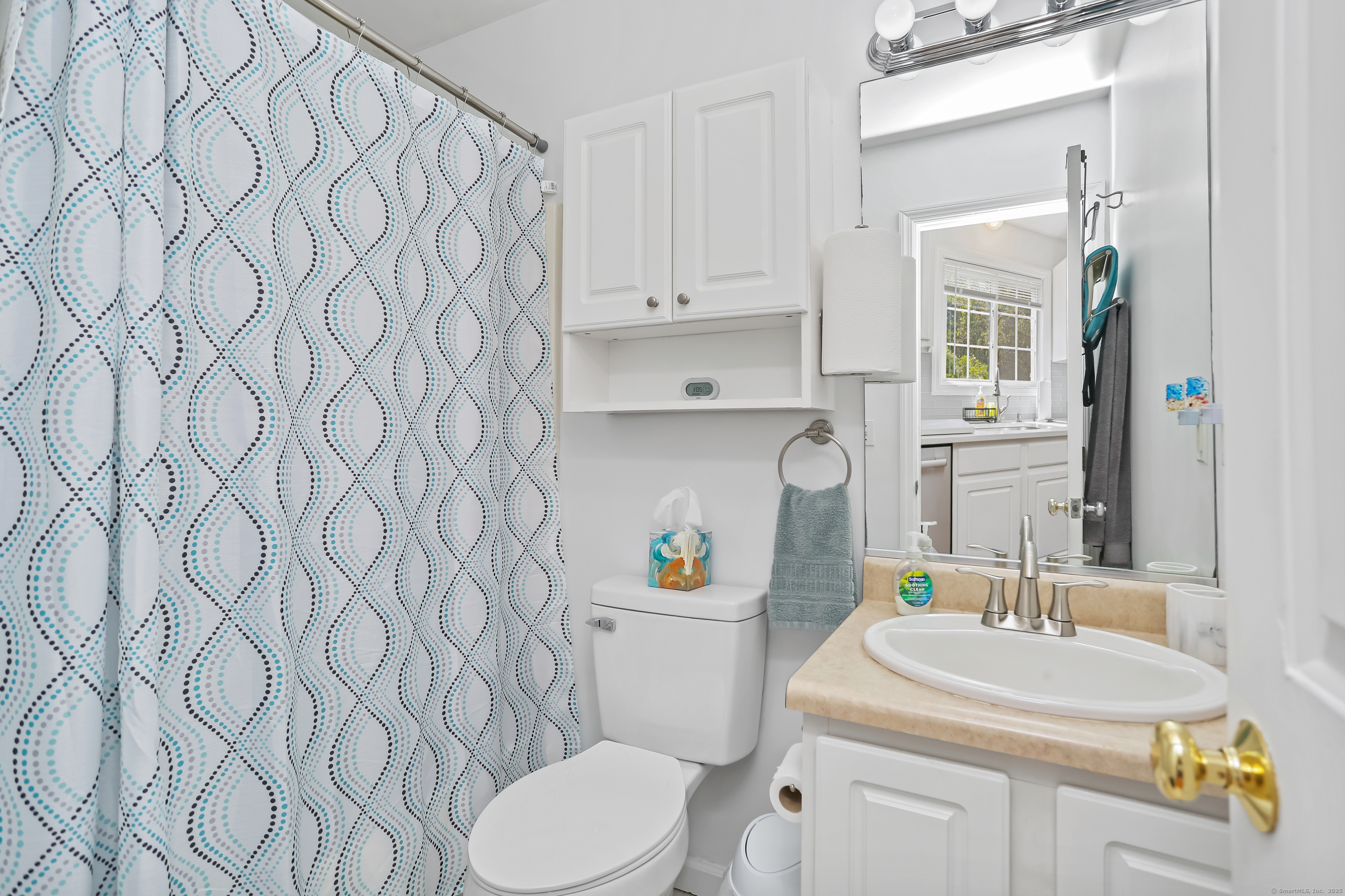 27 West Main Street APT 11