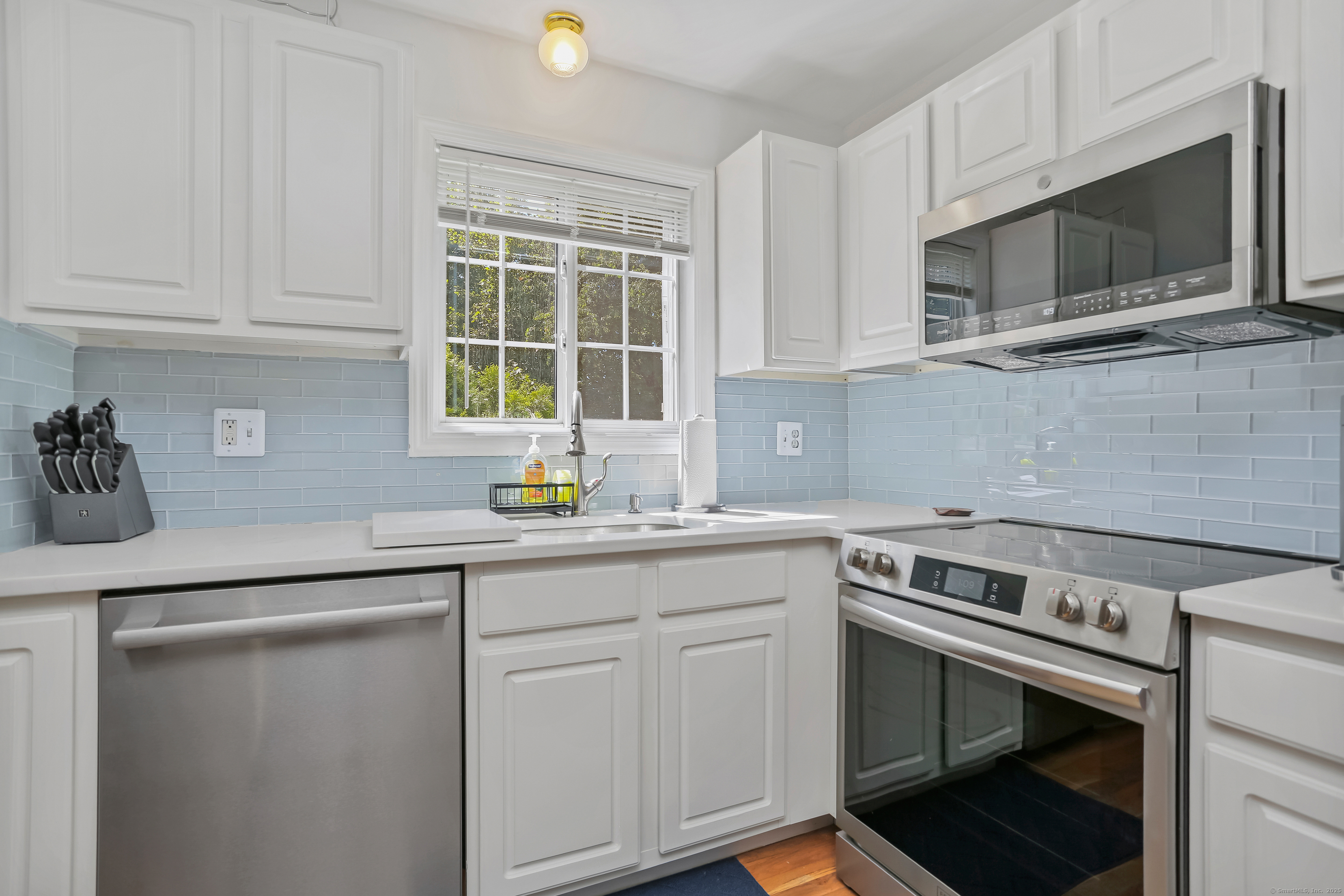 27 West Main Street APT 11