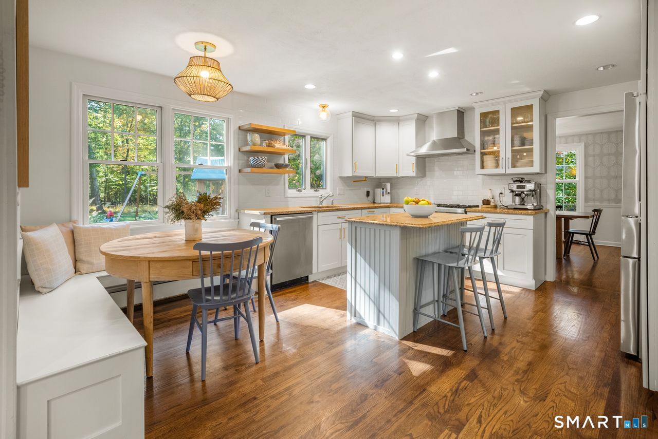 1115 Galloping Hill Road