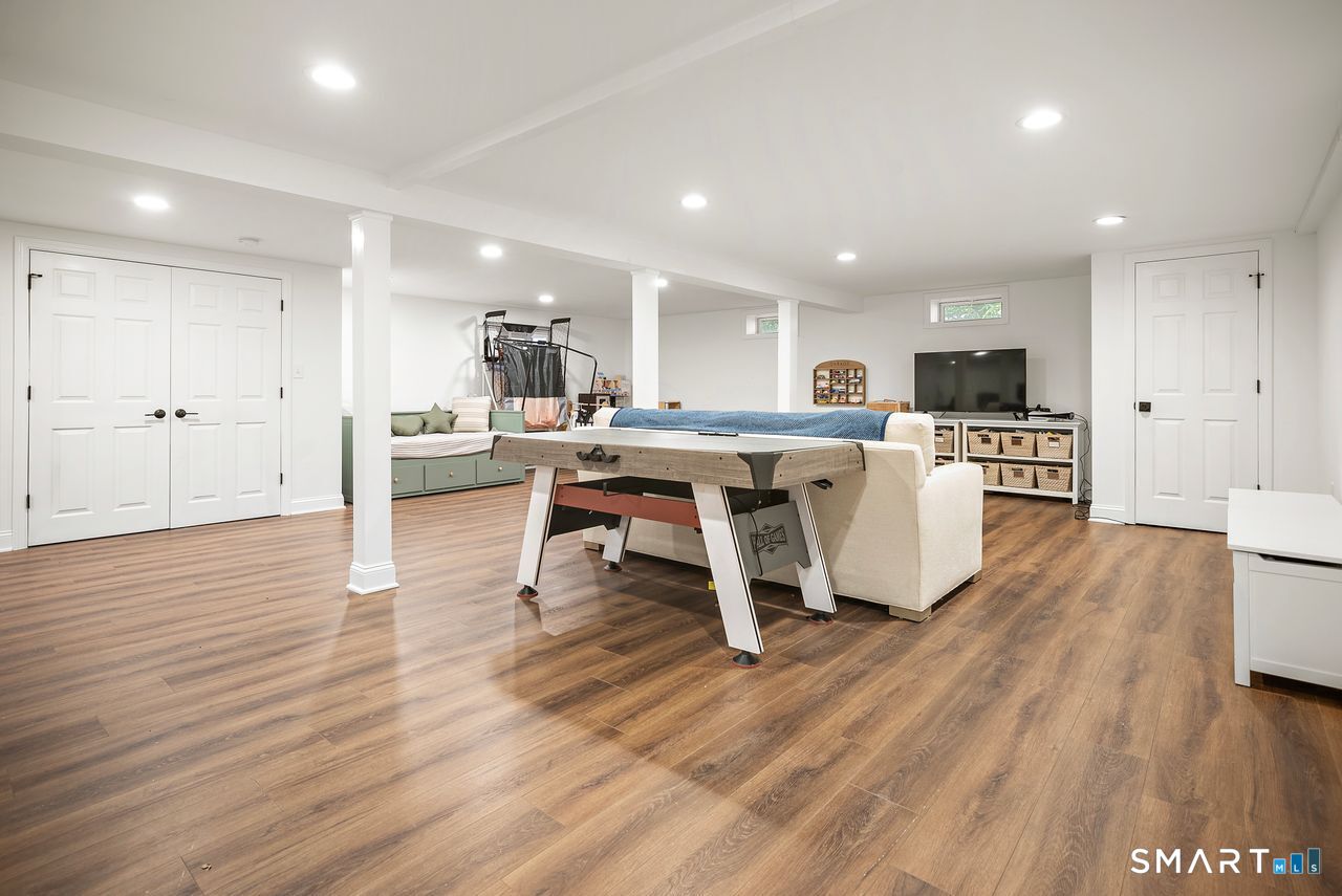 1115 Galloping Hill Road