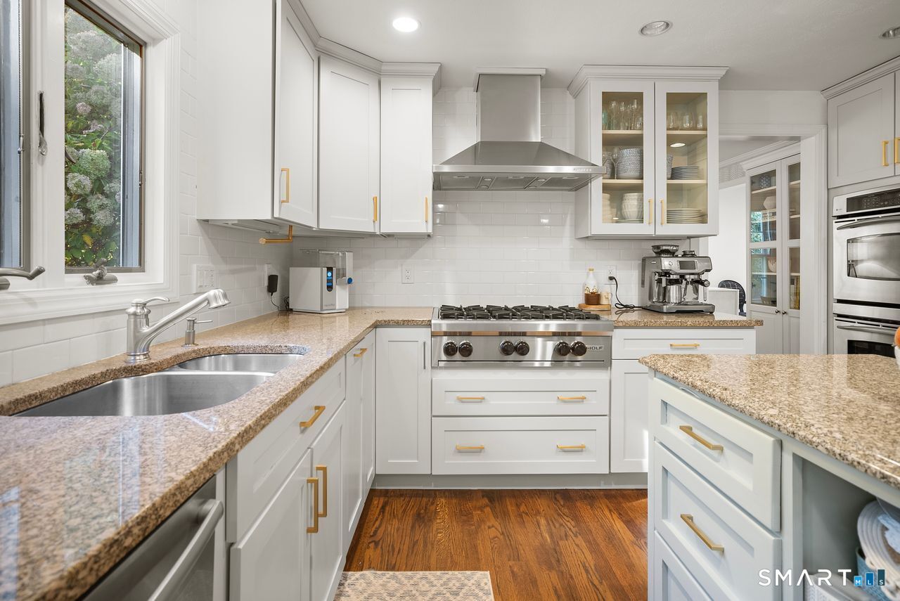 1115 Galloping Hill Road