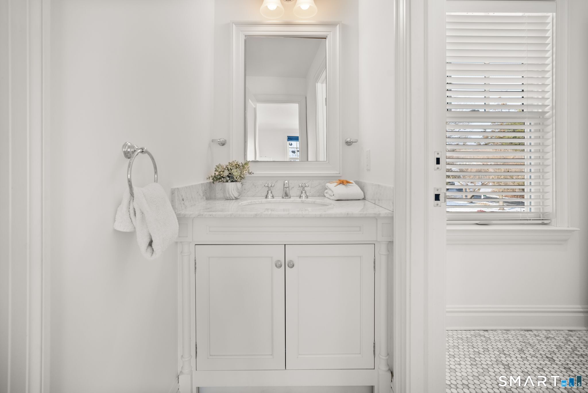 324 Sunnieholme Drive