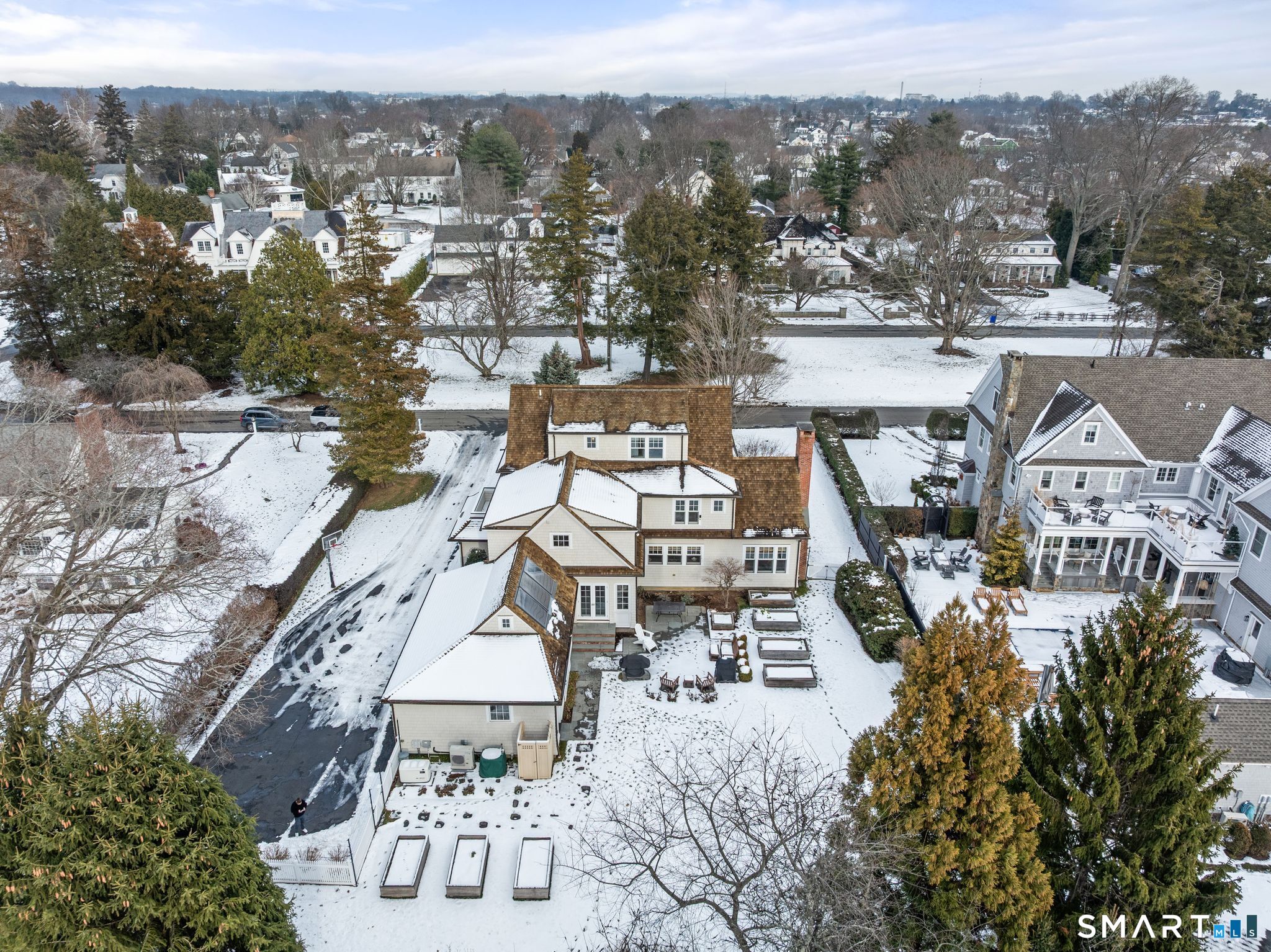 324 Sunnieholme Drive