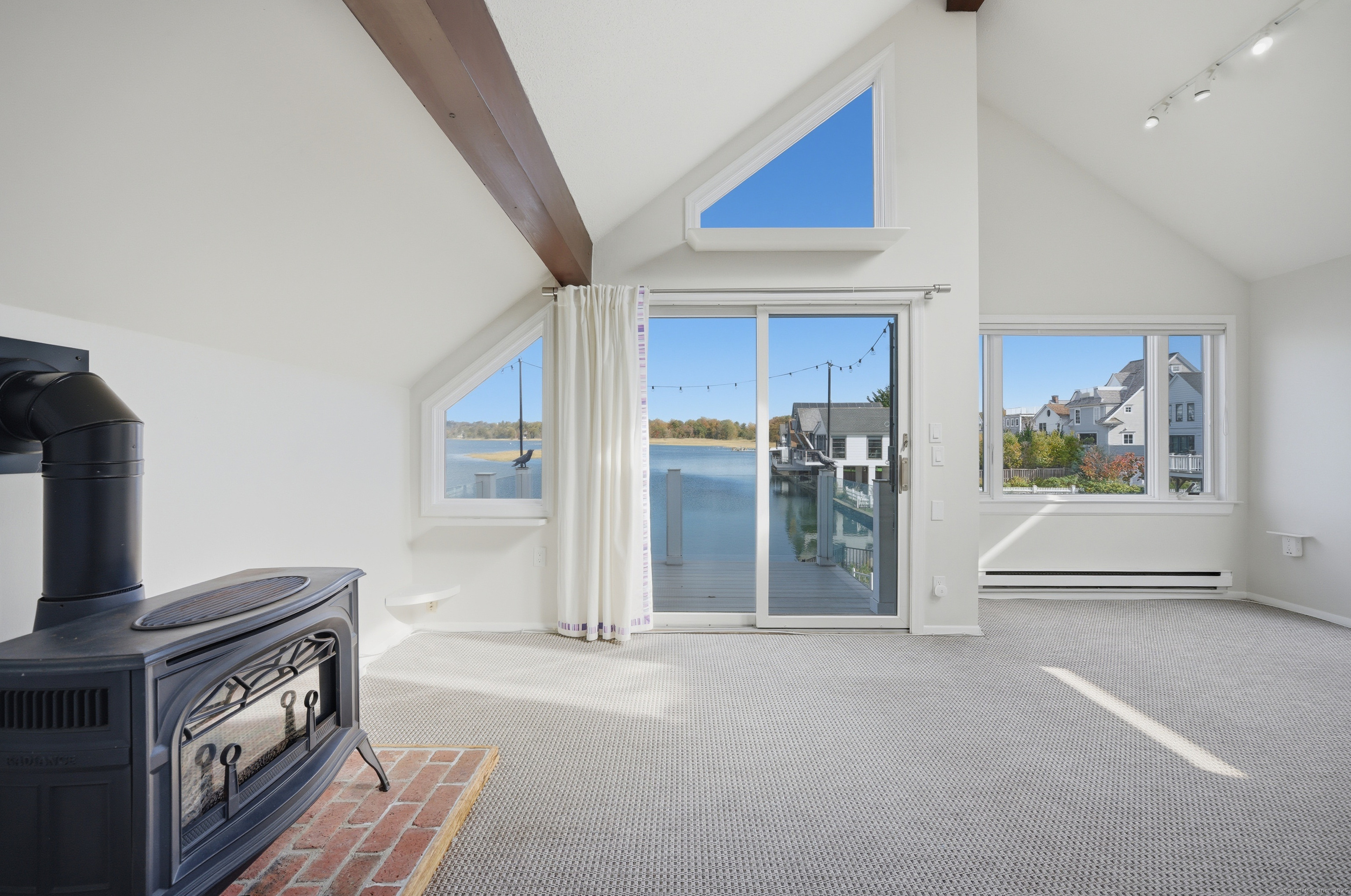 205 Hillspoint Road 2nd Floor