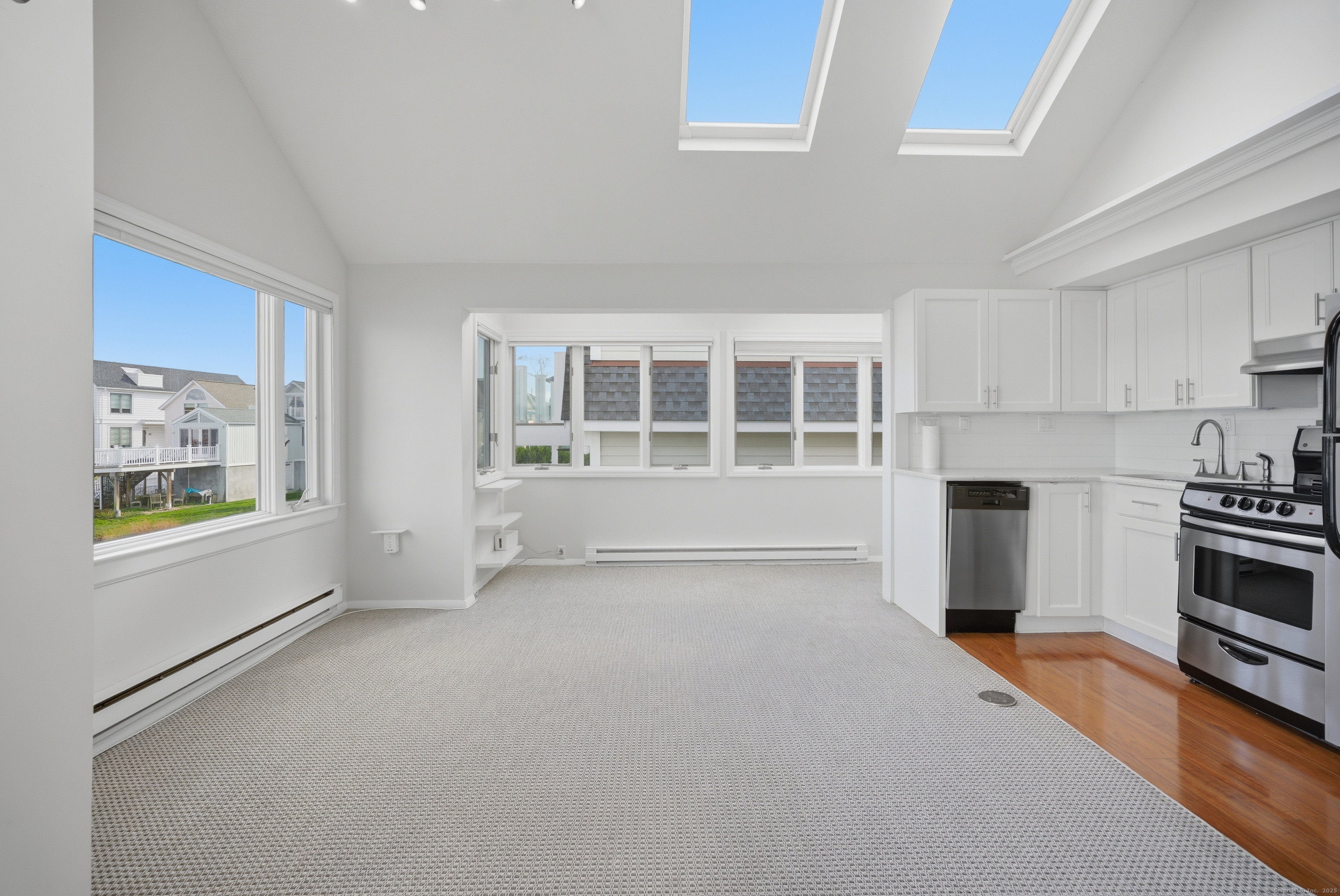 205 Hillspoint Road 2nd Floor