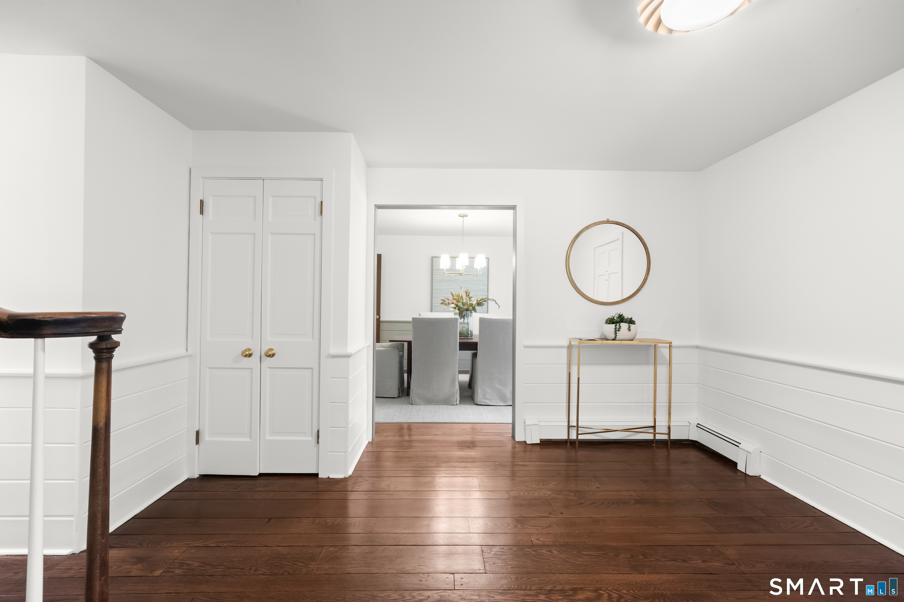 6 Winding Brook Court
