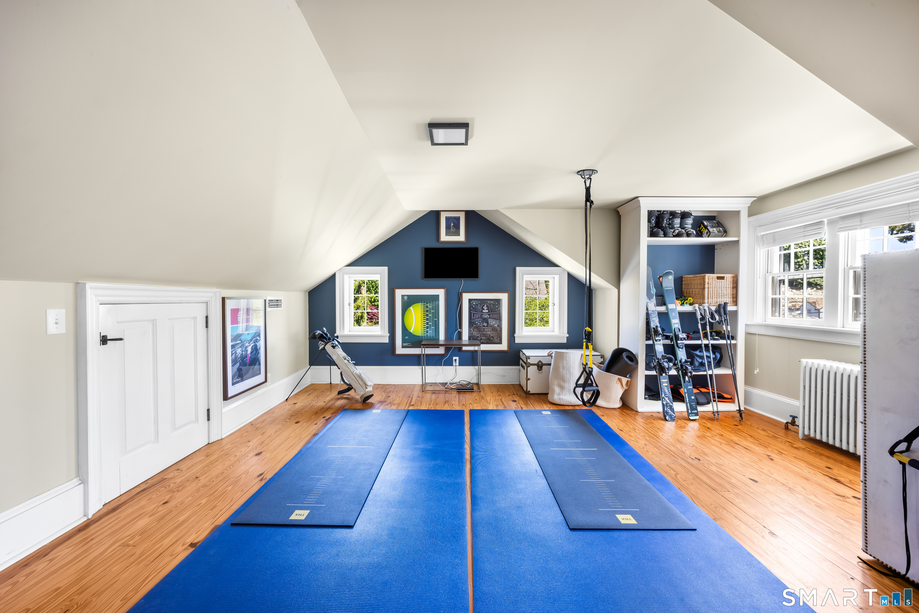 349 Beach Road
