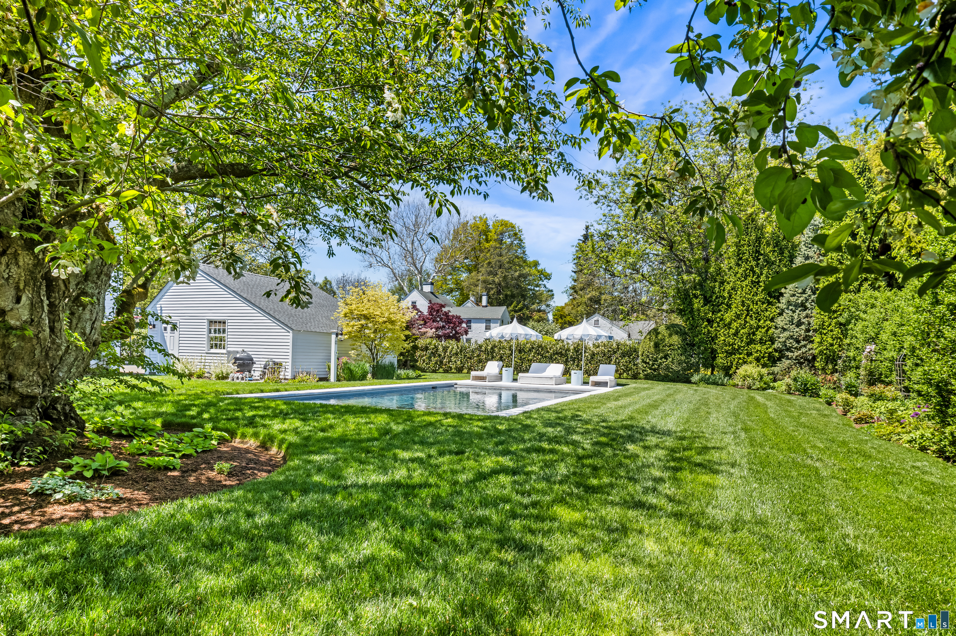 349 Beach Road