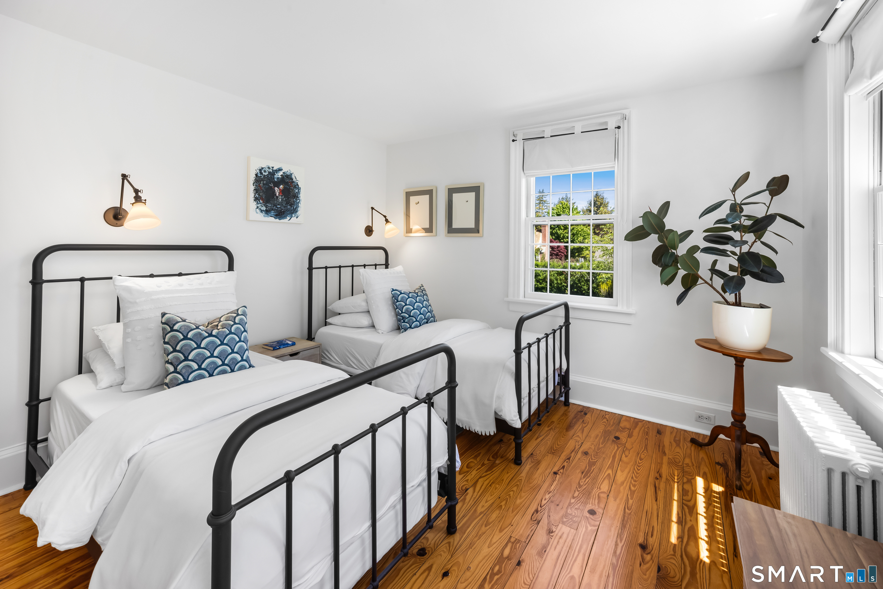 349 Beach Road