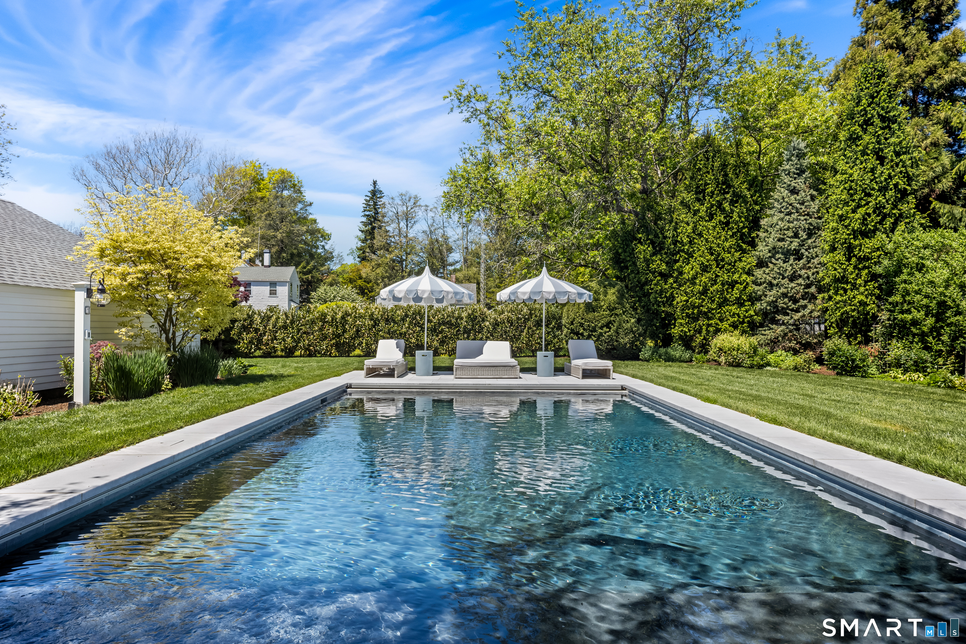 349 Beach Road