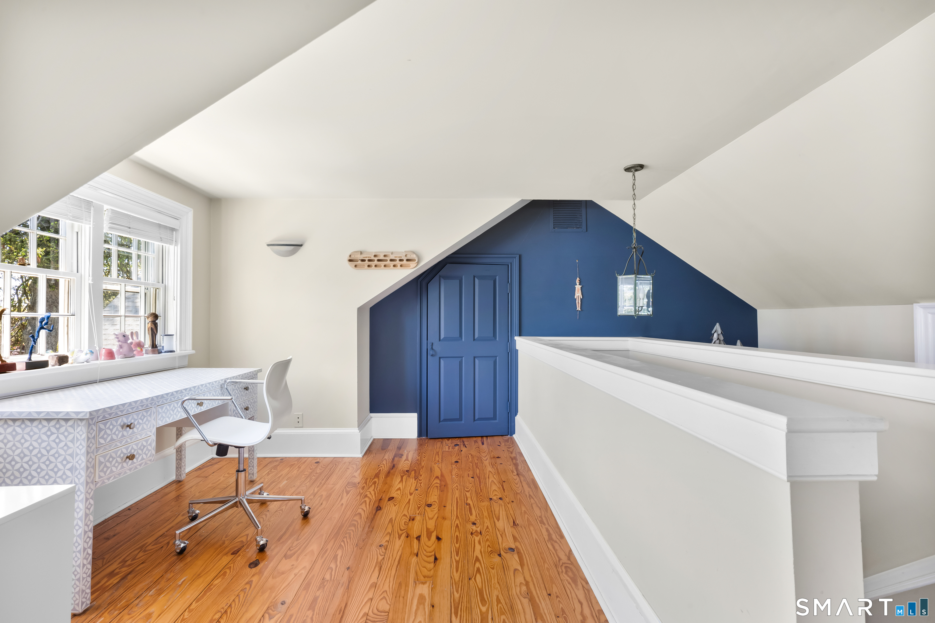 349 Beach Road
