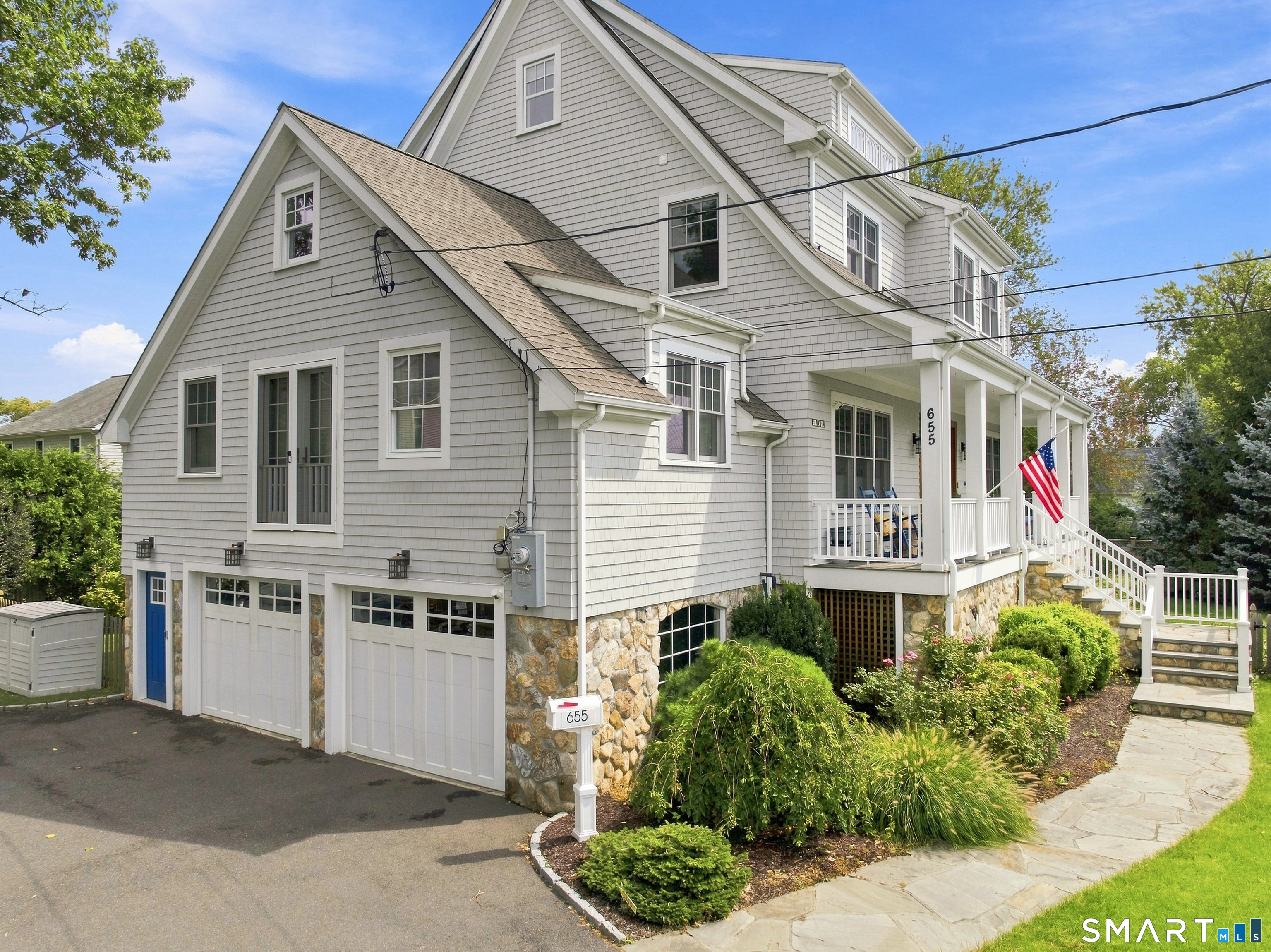 655 Beach Road