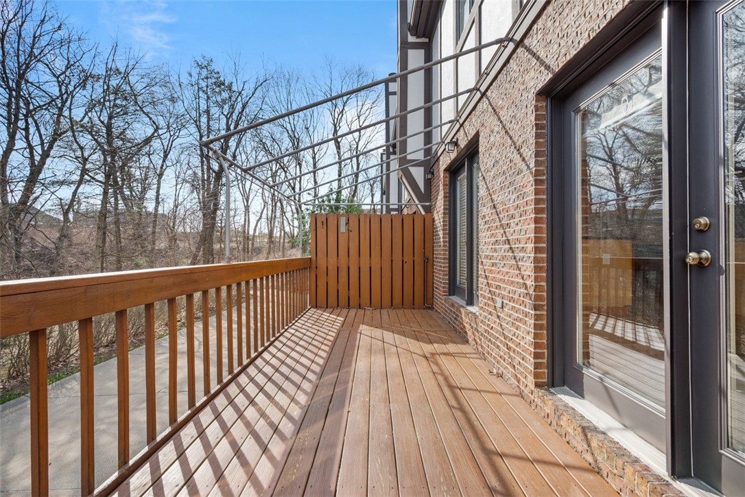 1608 Stone Mansion Drive