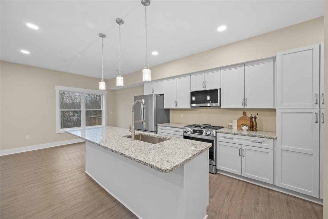 1221 Center Avenue