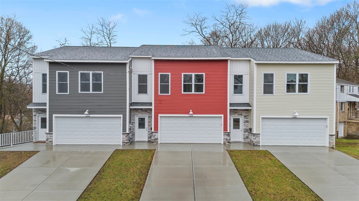 1223 Center Ave
