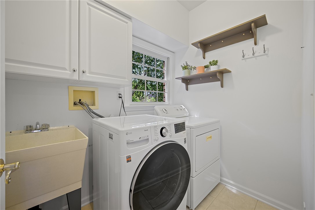 131 Greenbriar Drive