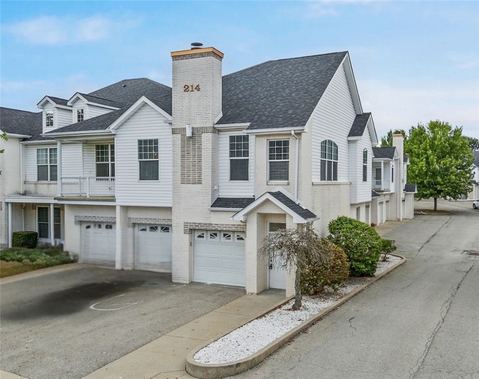 214 Adams Pointe Blvd 6