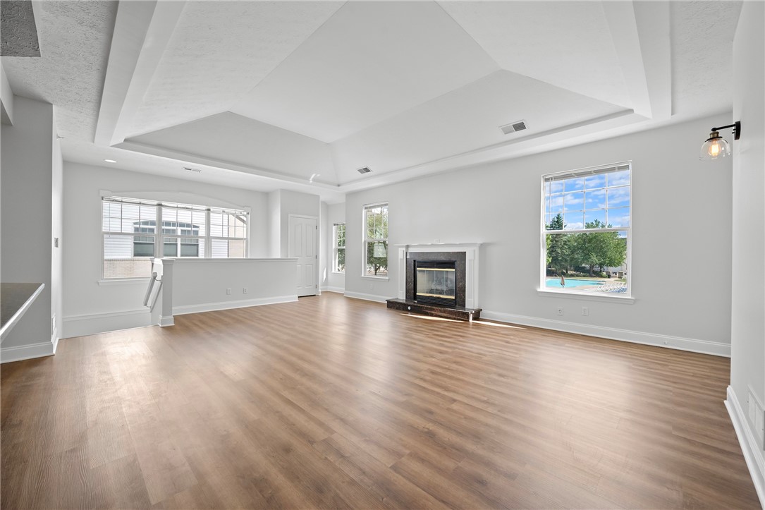 214 Adams Pointe Blvd 6