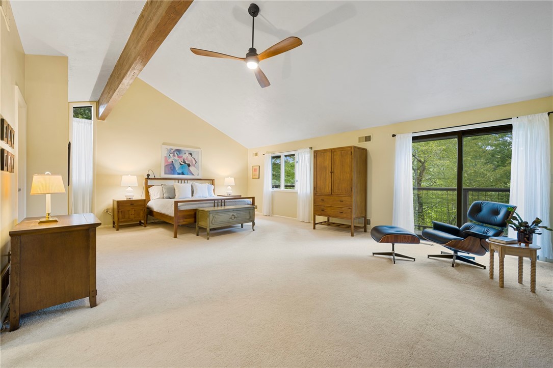 2638 Woodmont Ln