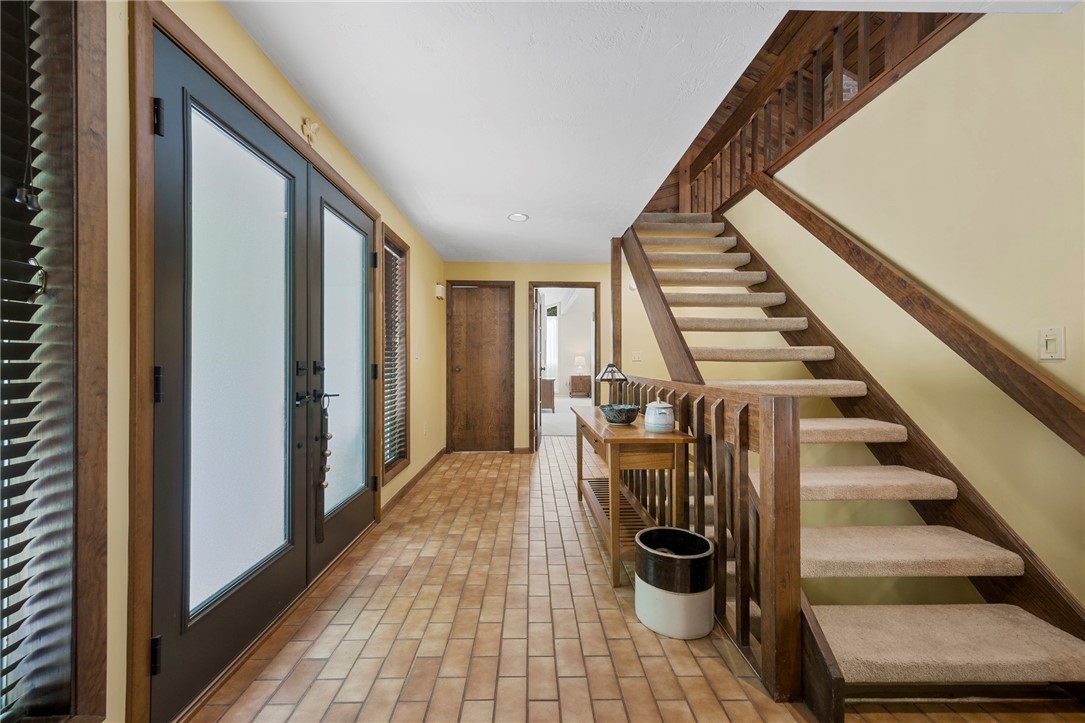 2638 Woodmont Ln