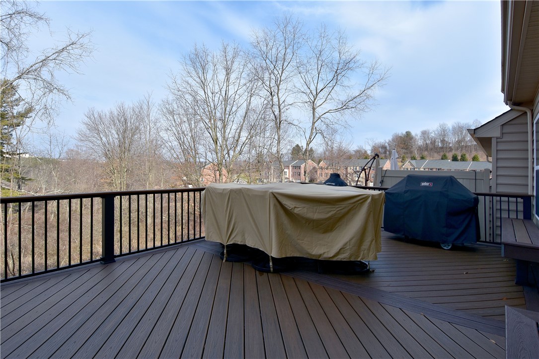 616 Edison Dr