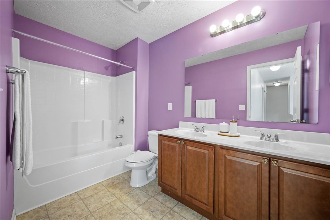 8057 Maureen Dr