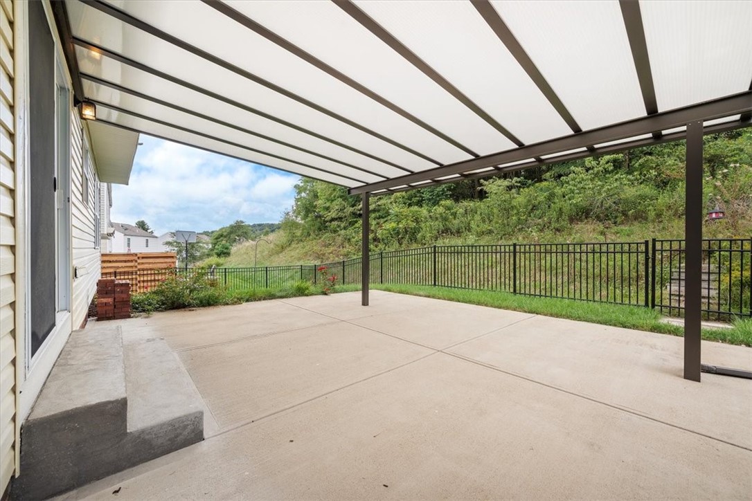 8057 Maureen Dr