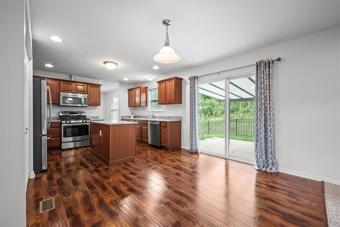 8057 Maureen Dr