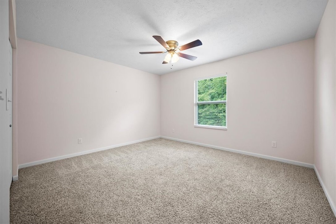 8057 Maureen Dr