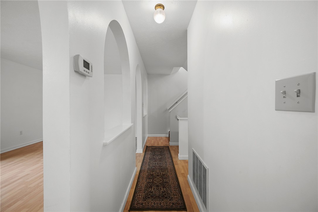 5053 Fountainwood Dr