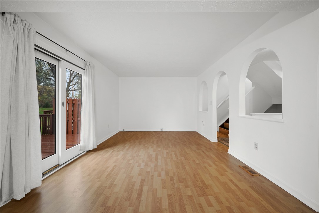 5053 Fountainwood Dr