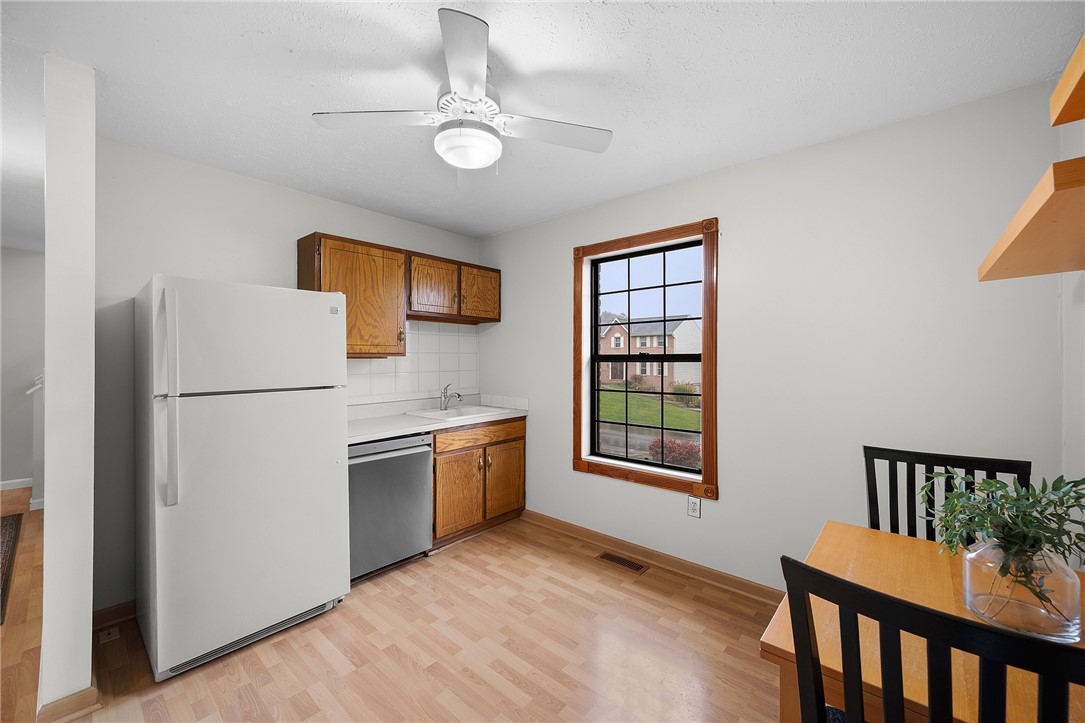 5053 Fountainwood Dr