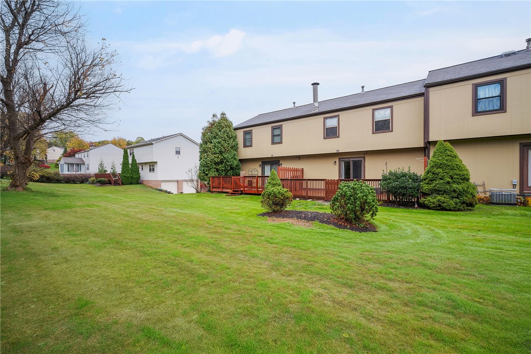 5053 Fountainwood Dr