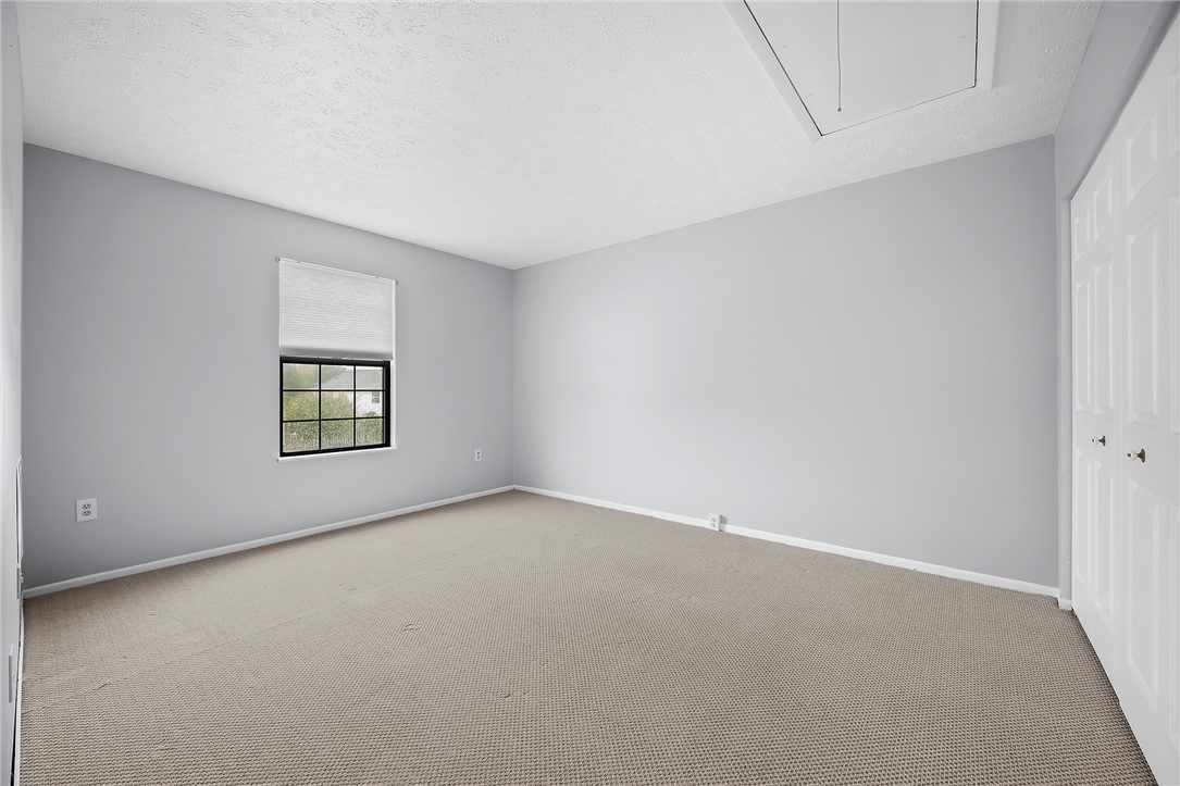 5053 Fountainwood Dr